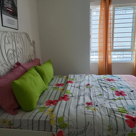 Cikta'Z Homestay Southville City Bangi Kampong Tangkas Eksteriør billede