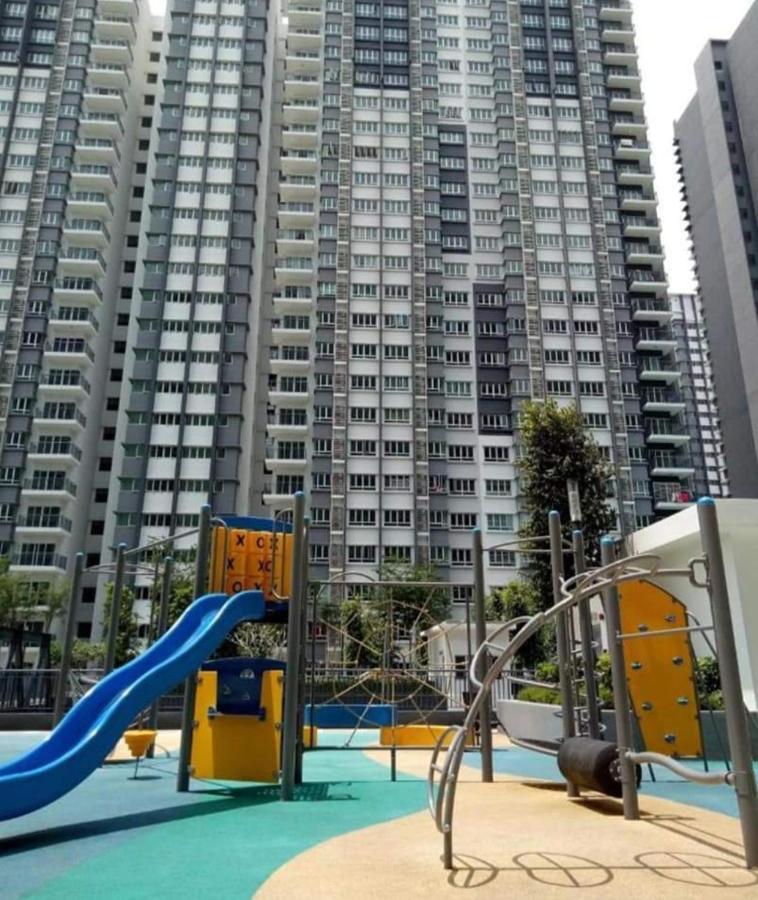 Cikta'Z Homestay Southville City Bangi Kampong Tangkas Eksteriør billede