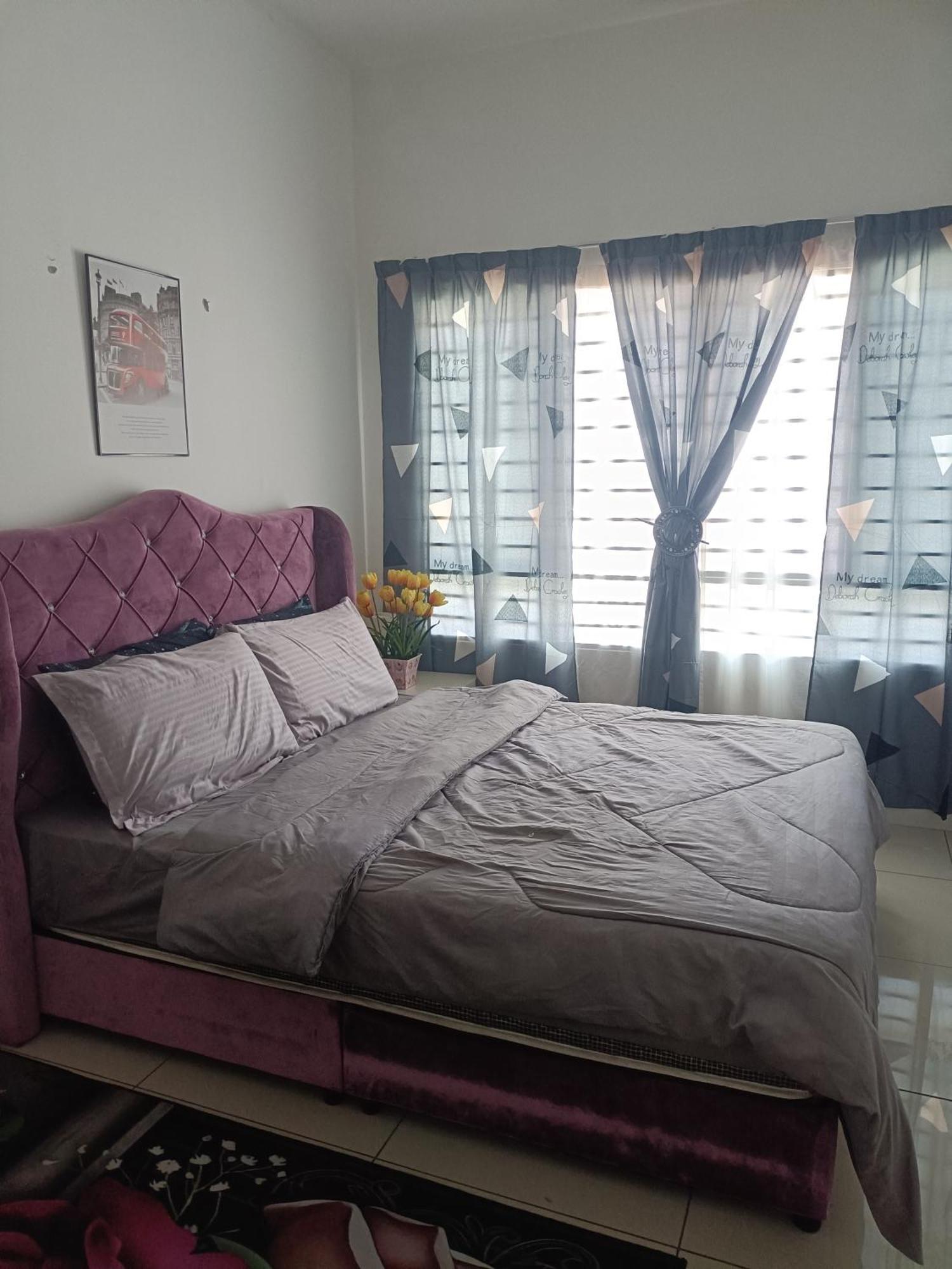 Cikta'Z Homestay Southville City Bangi Kampong Tangkas Eksteriør billede